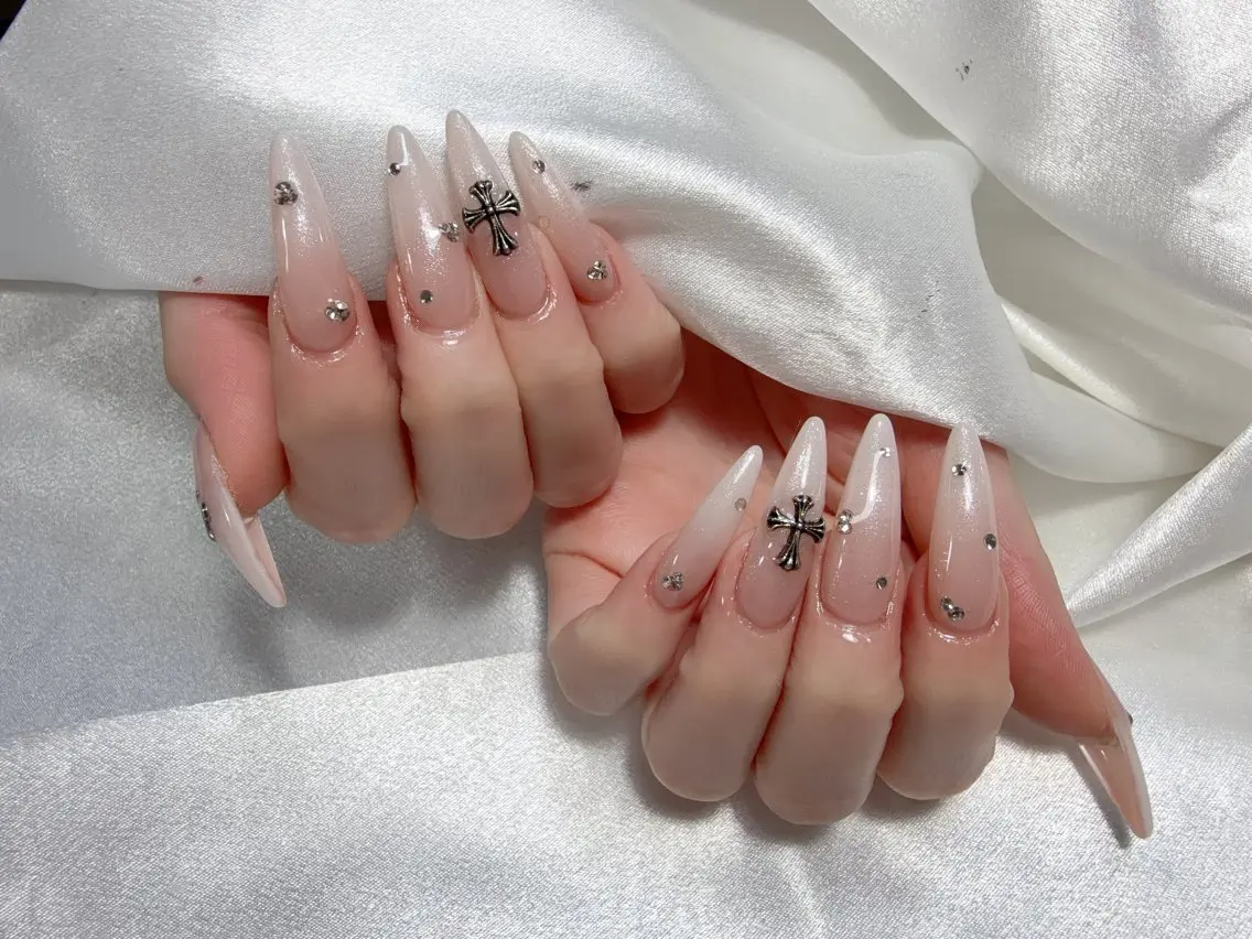 ネイル Infinity Nail salonのネイルデザイン