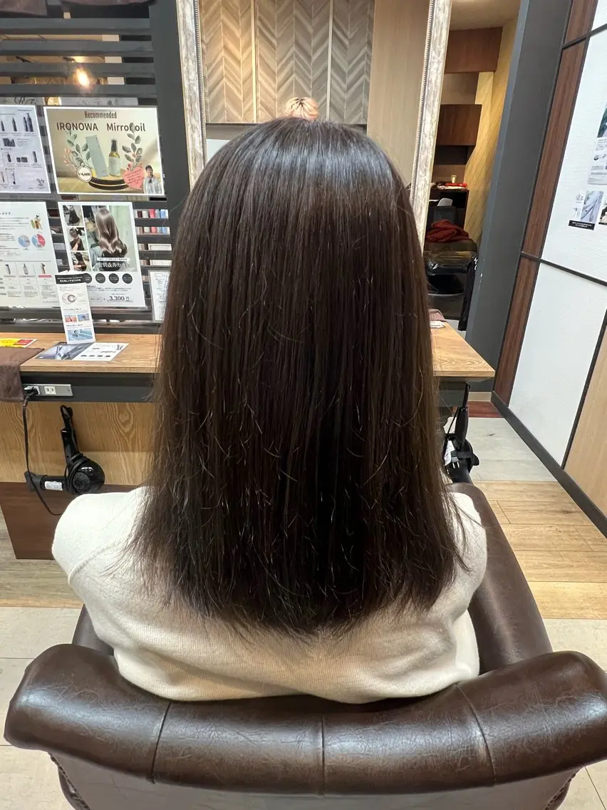 ミディアム ヘアカラー トリートメント ナカオ シュウヘイのヘアスタイル