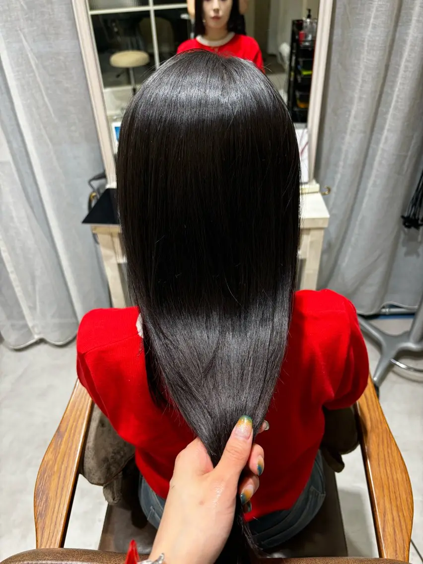 ロング &Maison. LILIのヘアスタイル