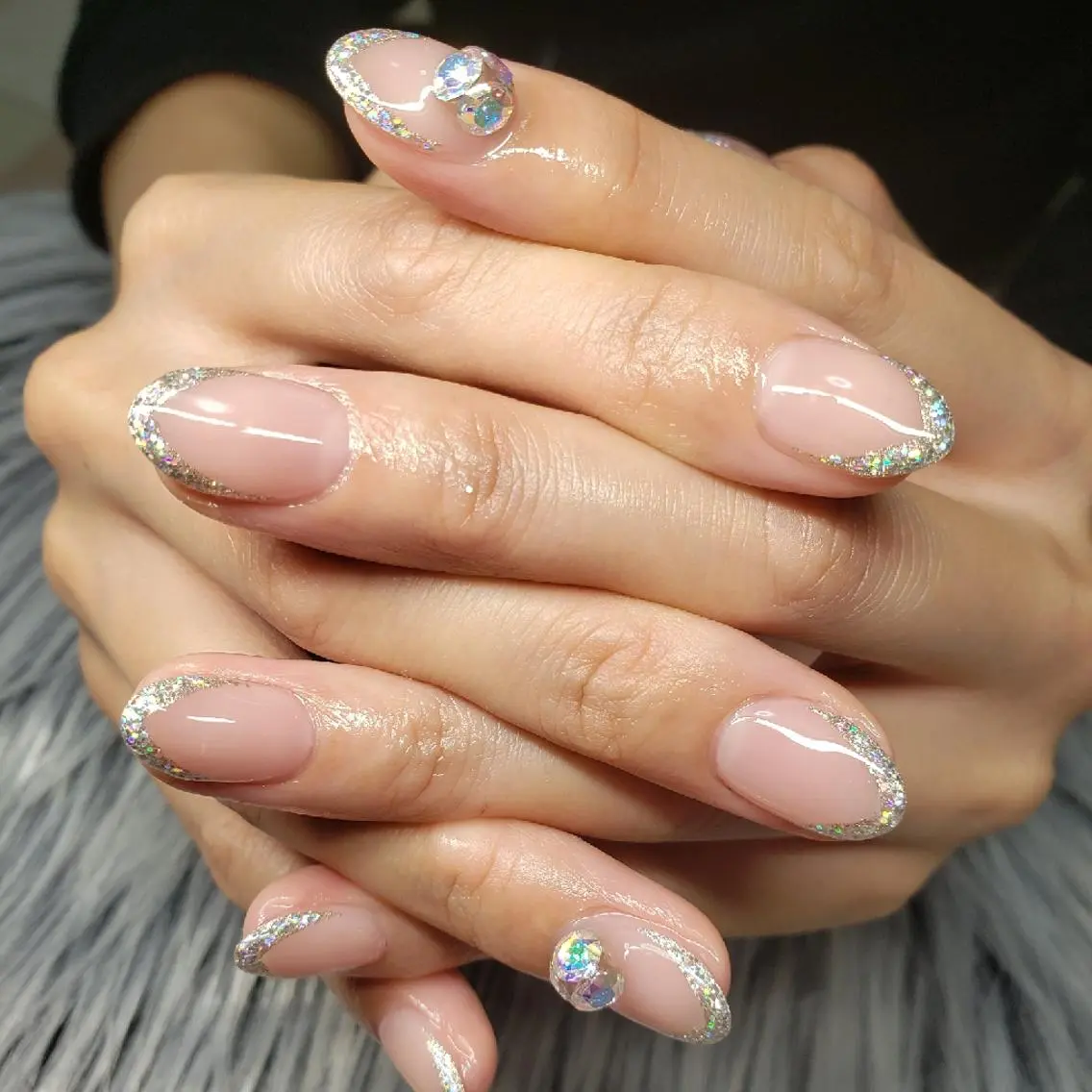 ネイル フレンチネイル キラキラネイル ラメ(グリッター) ストーンネイル ブライダルネイル Nail salon Coco【溝の口駅】のネイルデザイン