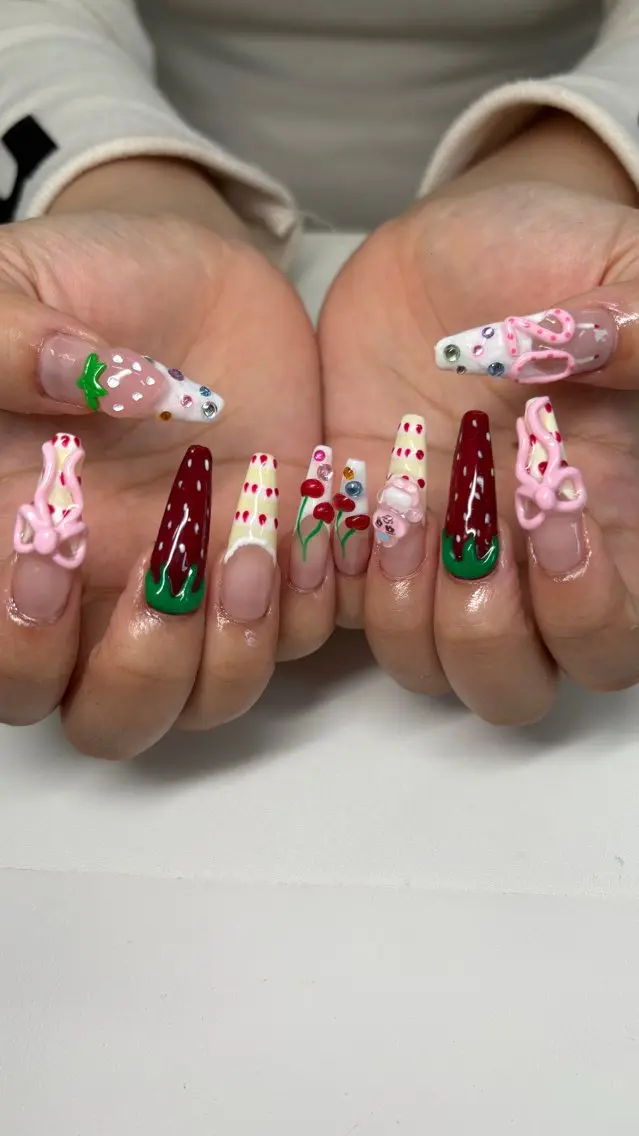 ネイル ドット キラキラネイル マグネットネイル シンプルネイル ワンホンネイル 🍓個性派ネイル🎶 /Komachi❤️のネイルデザイン