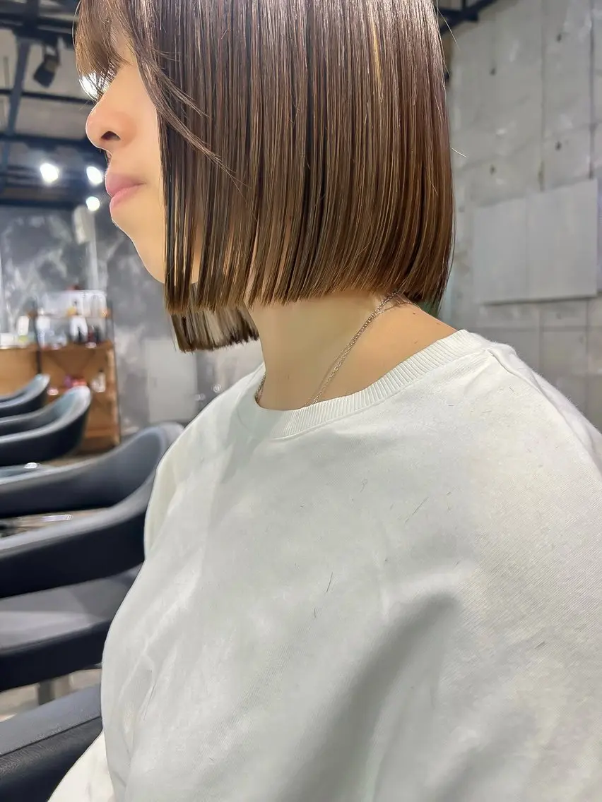 ミディアム カラー 切りっぱなしボブ ボブ 韓国風ヘア カット ヘアカラー トリートメント ヘアセット 【縮毛矯正ブリーチ】 MANATO🌈のヘアスタイル