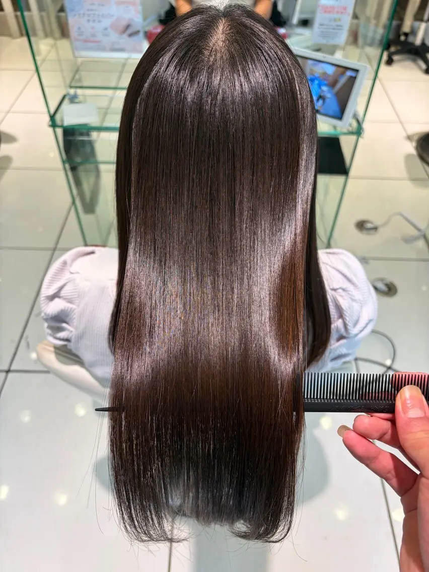 縮毛矯正 💈髪質改善特化💈 岡田 侑輝のヘアスタイル