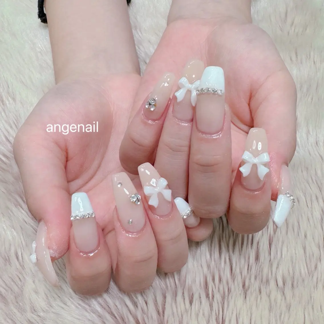 ネイル ハンドネイル オーナーネイリスト MAKIのネイルデザイン