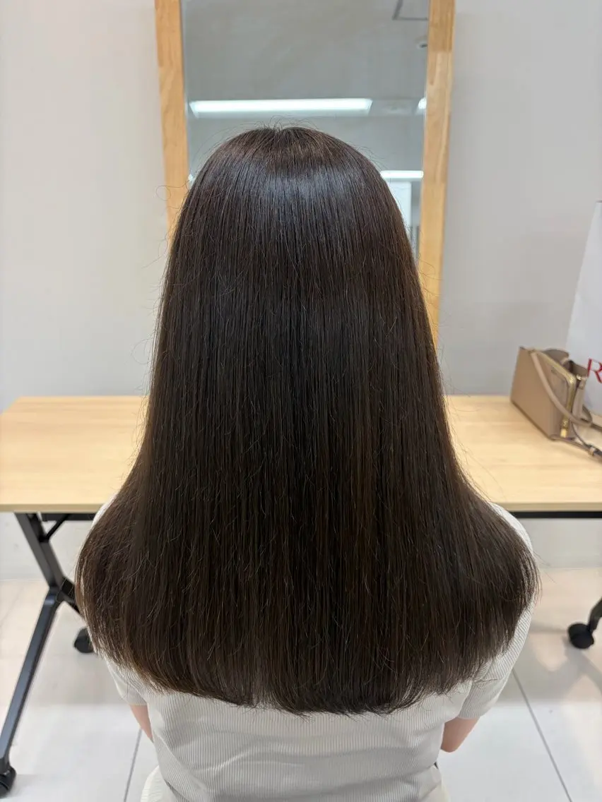 カラー 宮原 しおりのヘアスタイル