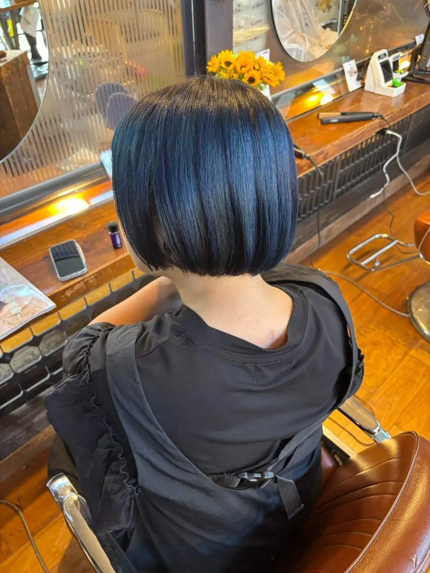 カラー ブリーチ ブルーカラー ボブ ヘアカラー NAGONSTYLE 田村　莉生のヘアスタイル