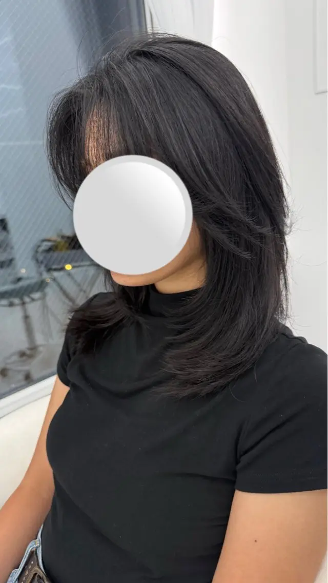ミディアム 無料募集/ミディアム レイヤー日向のヘアスタイル