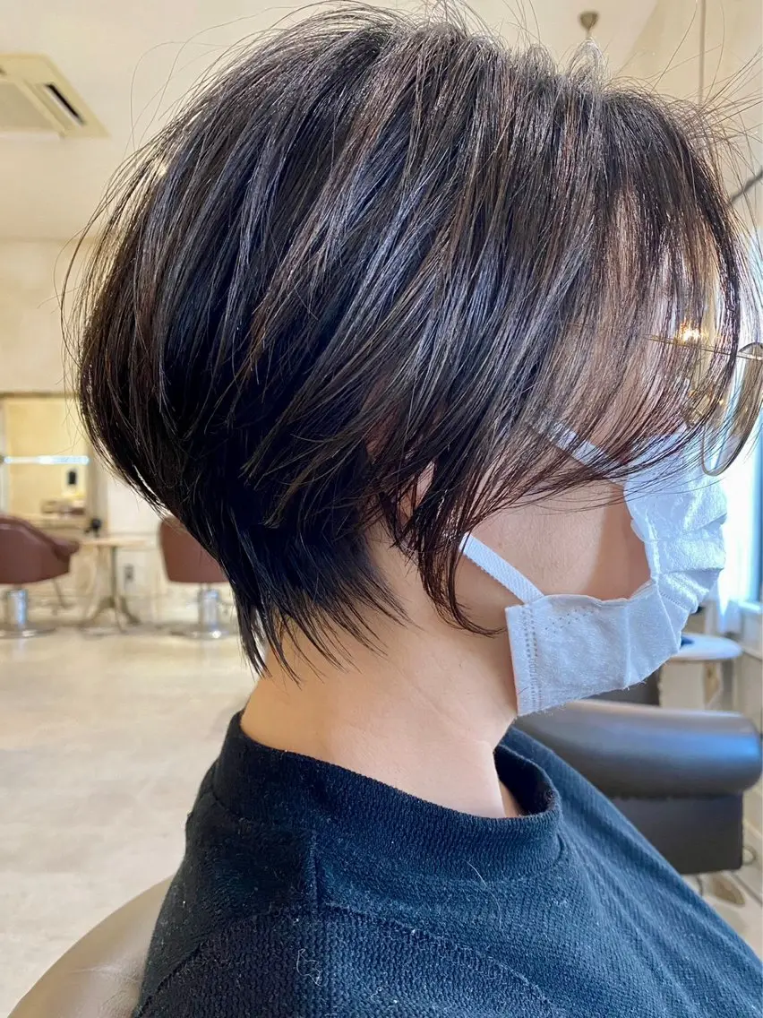 ショート ショートヘア comeghead 琴音のヘアスタイル