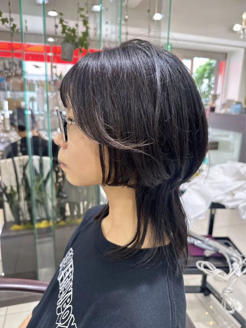 ミディアム カット トリートメント 本日空きあり‼️ 艶々カラー🩷のヘアスタイル