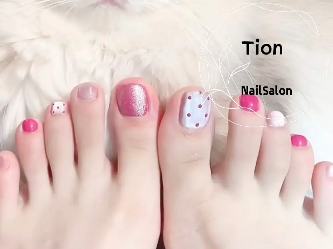 ネイル チークネイル 長さ出し フットネイル フレンチネイル ジェルネイル Nailsalon Tion武蔵小杉店のネイルデザイン