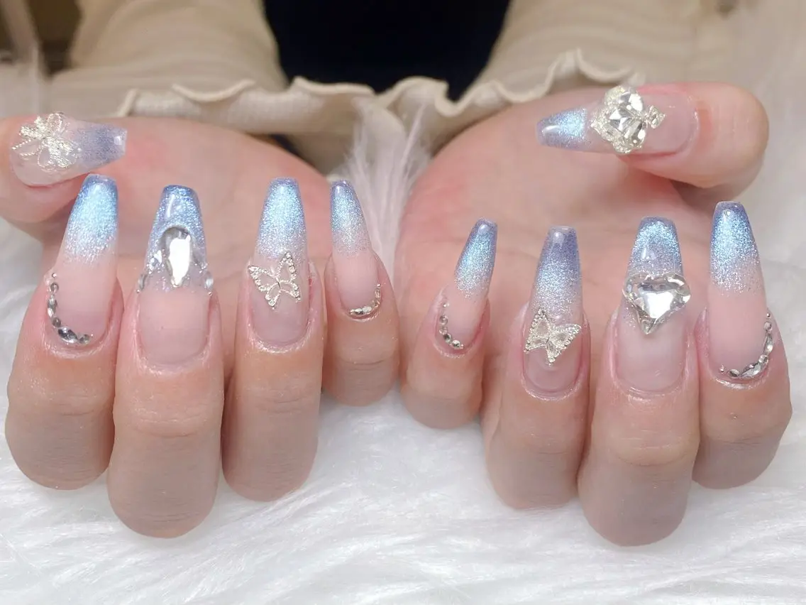 ネイル フラッシュネイル フレンチネイル ガラスフレンチ キラキラネイル 韓国ネイル ハンドネイル Rei _Nail 新宿のネイルデザイン