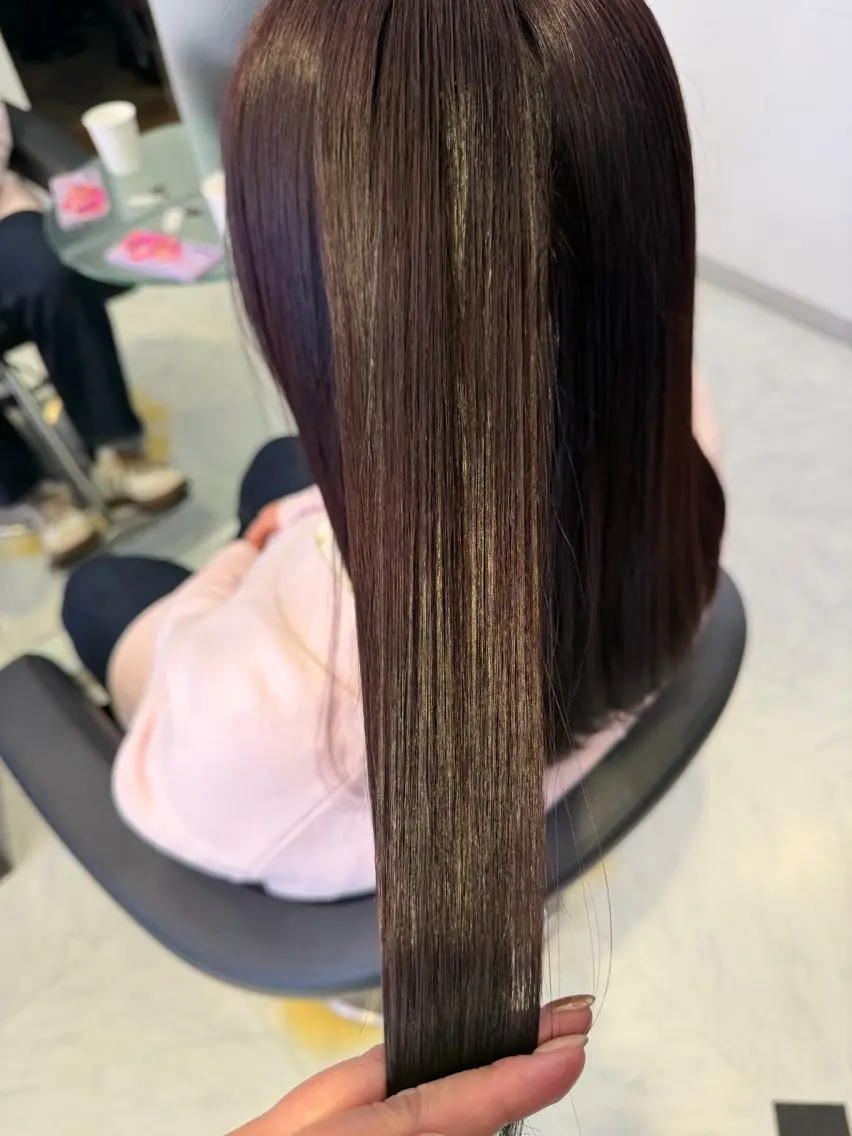 ロング カラー ブラウンカラー ピンクカラー ピンクブラウン ロング カット ヘアカラー 💜saki 💜のヘアスタイル