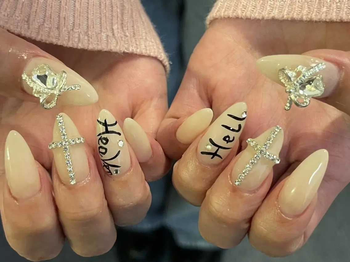ネイル 長さ出し グラデーション 卒業式 キラキラネイル マグネットネイル Emi🌸Belle Nail Salonのネイルデザイン