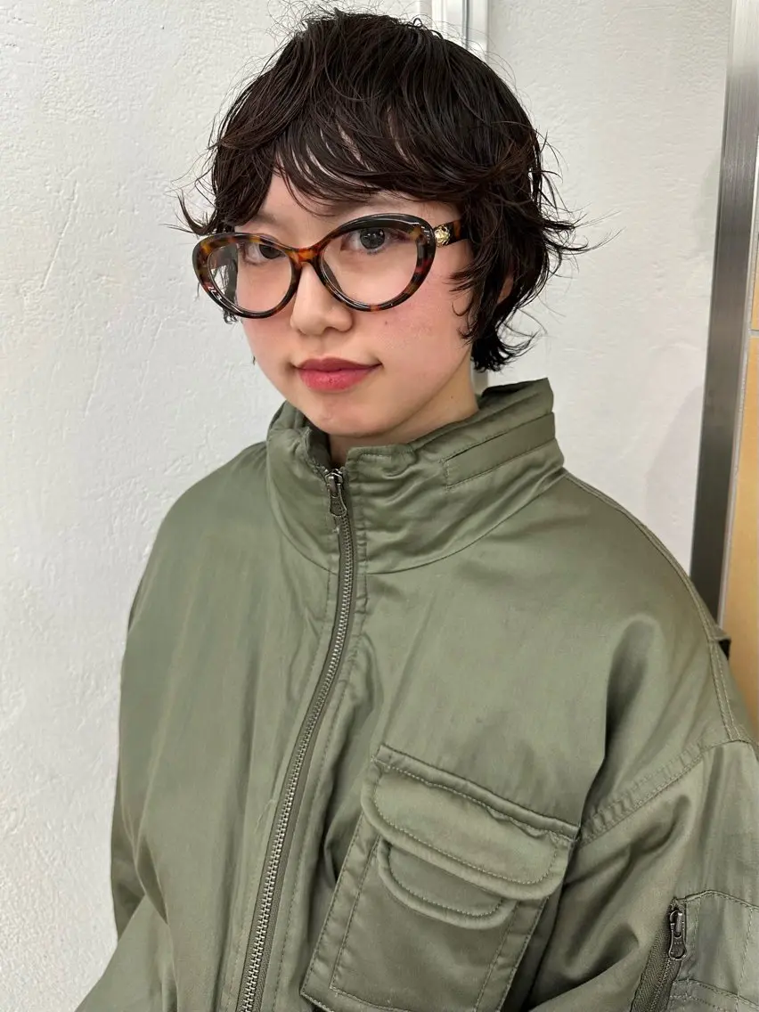 ショート パーマ ショートヘア 村岡 桃果のヘアスタイル