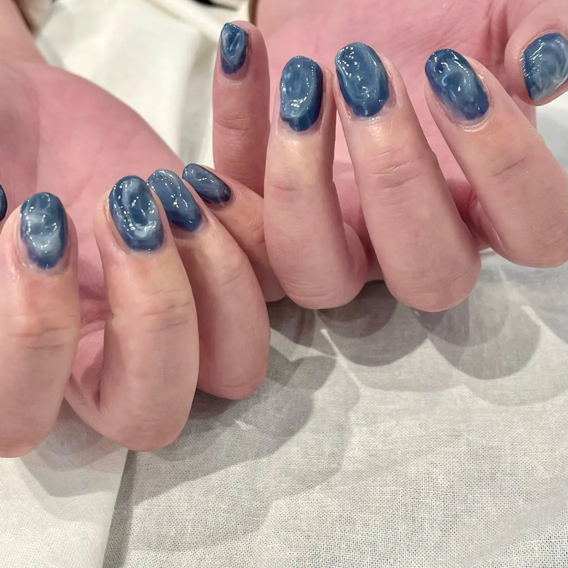 ネイル アートネイル クリアネイル ネイビー ぷっくりネイル nail room Hotori.のネイルデザイン