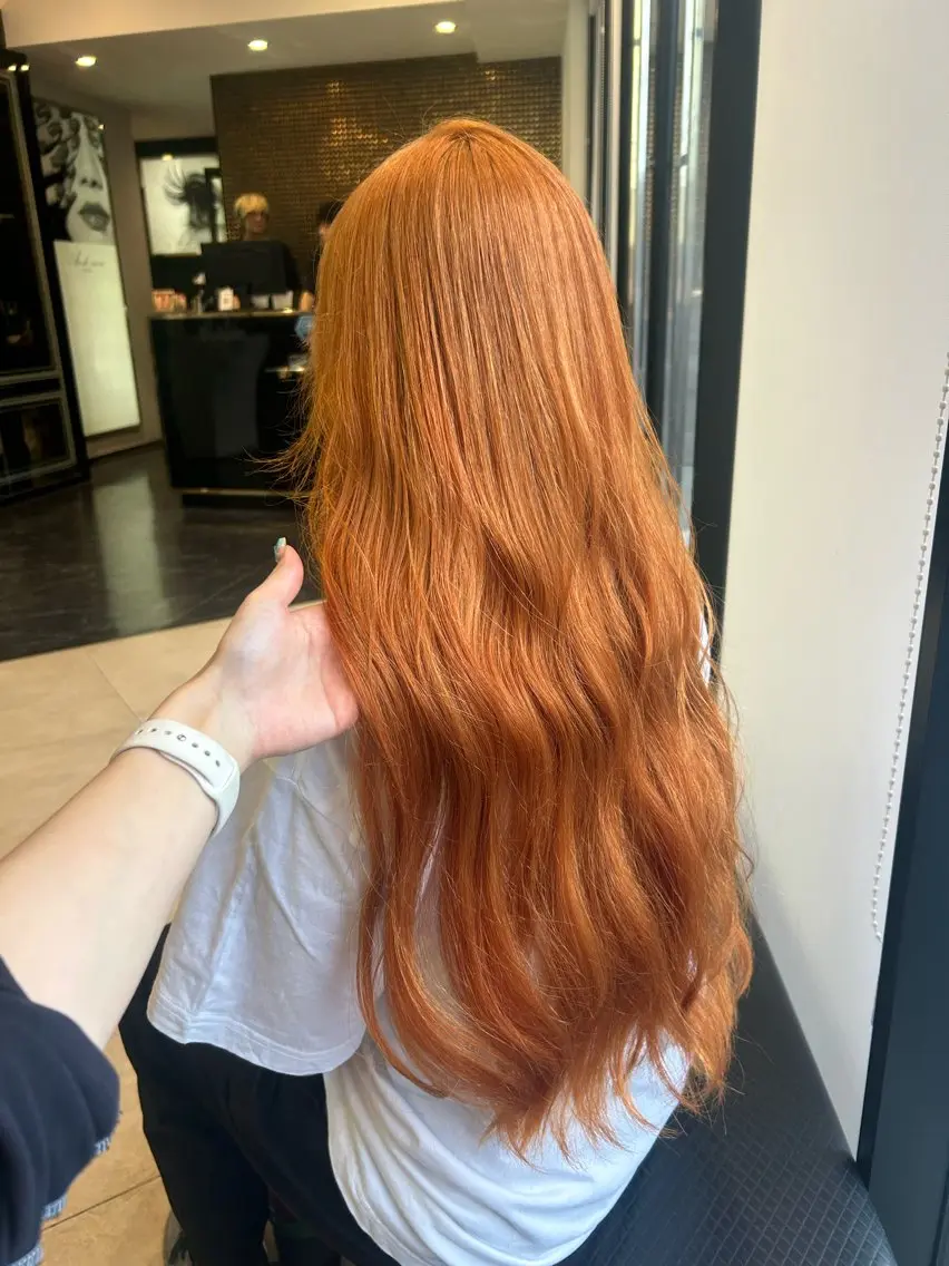 ロング カラー ブリーチ オレンジ ヘアカラー トリートメント ishizuka toaのヘアスタイル