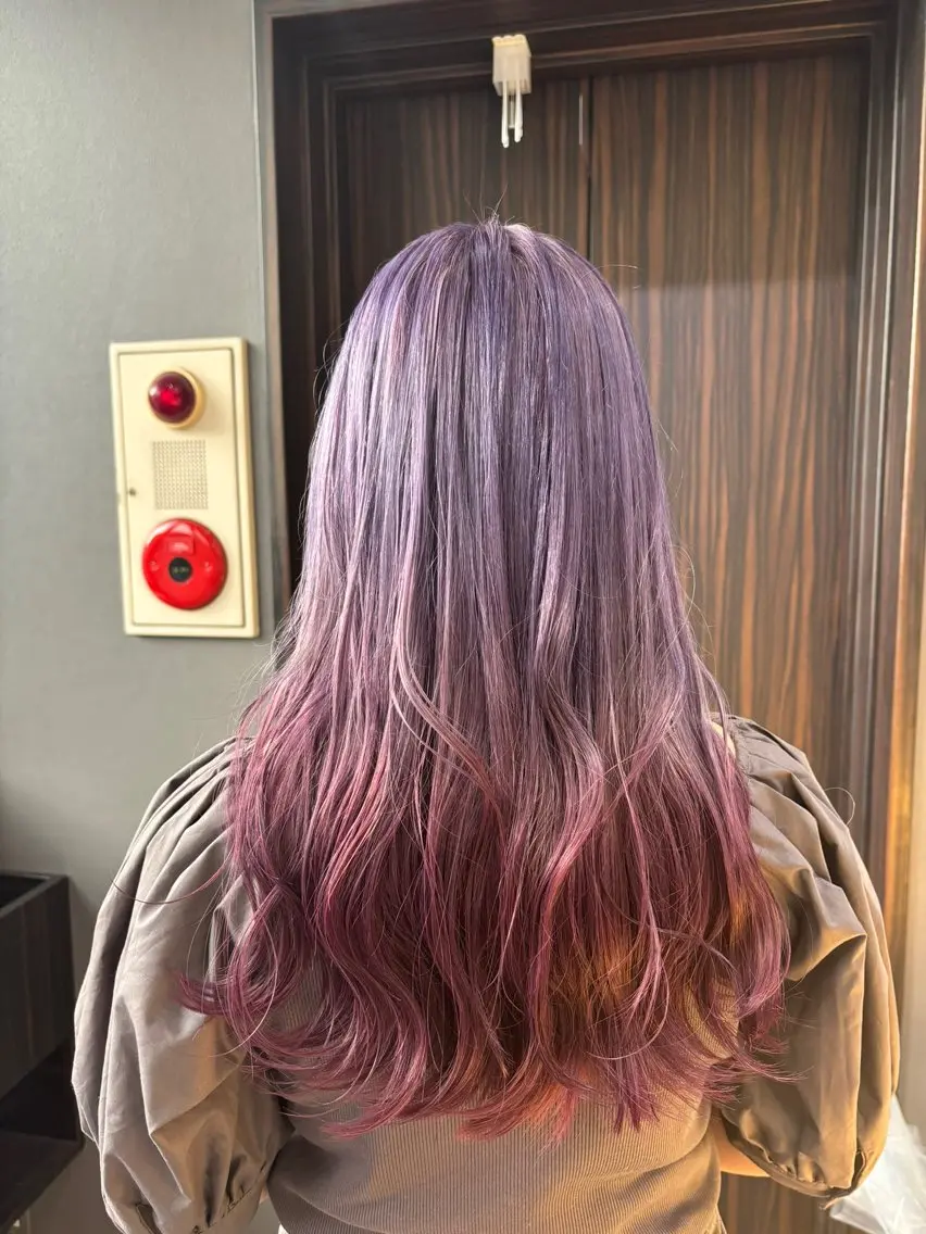 ロング カット ヘアカラー トリートメント ブリーチなしWカラー ヘアセット菜希のヘアスタイル