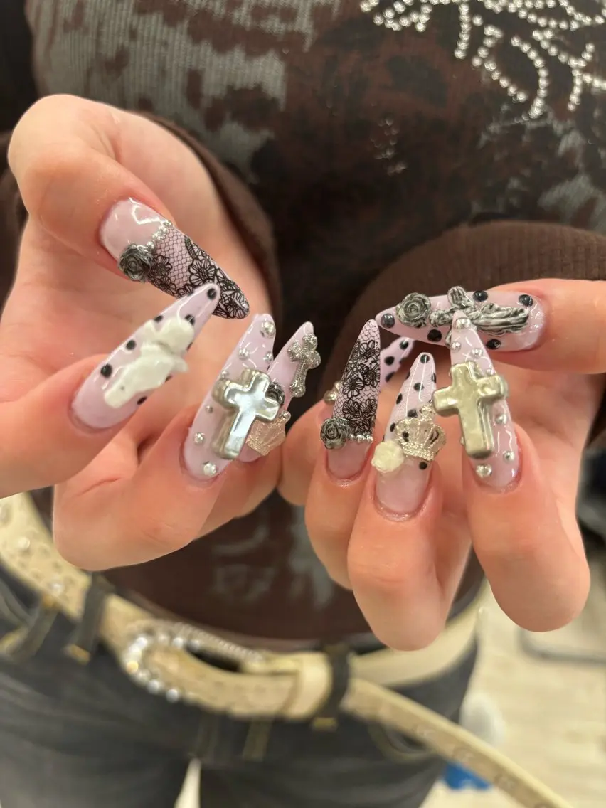 ネイル アートネイル CHISATO 🍀*゜のネイルデザイン