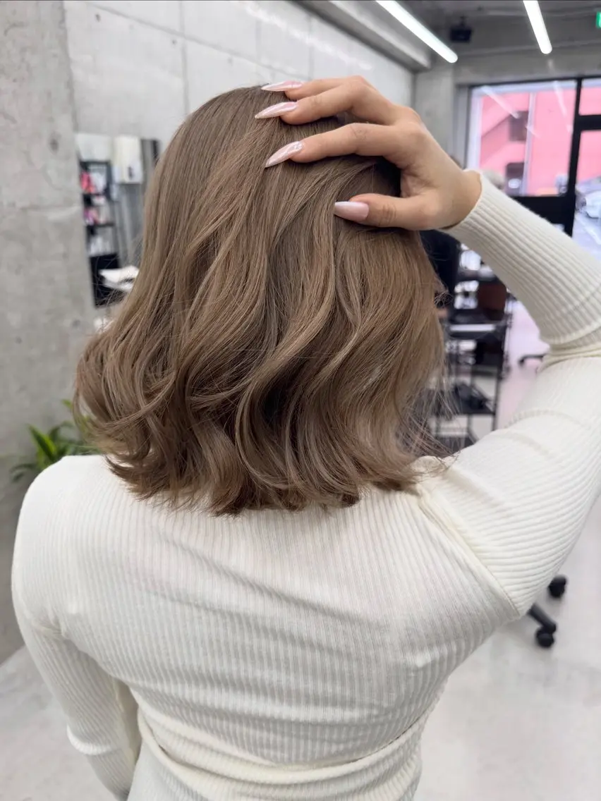 カラー ヘアカラー Asami/名古屋/ ハイトーン/デザインのヘアスタイル