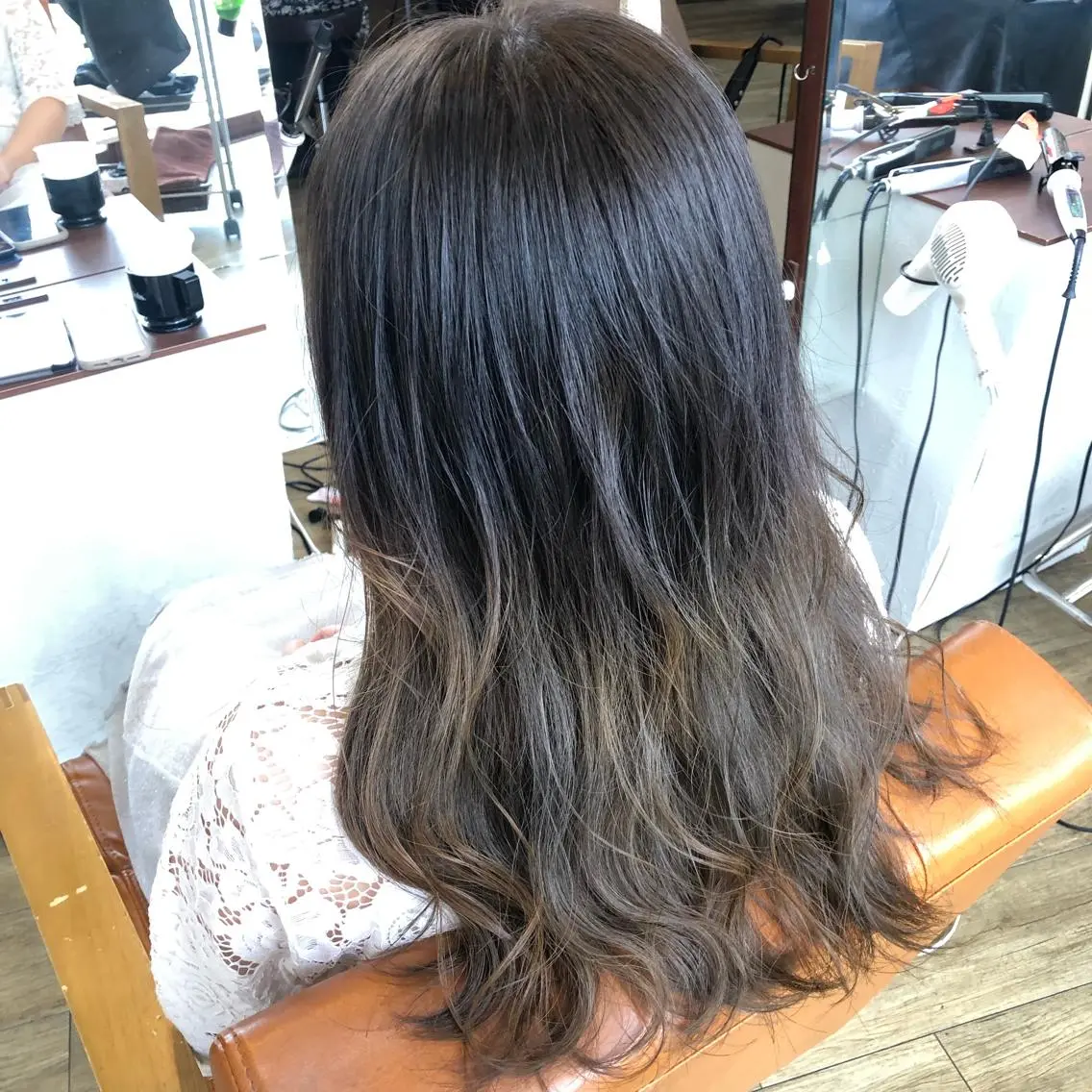 ロング カラー 川本 あゆのヘアスタイル