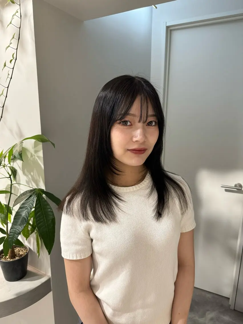 ロング カラー 顔周りカット レイヤーカット 縮毛矯正 中澤 眸乃のヘアスタイル
