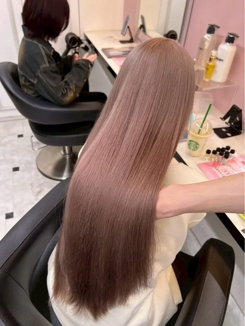 ロング カラー ヘアアレンジ カット ヘアカラー トリートメント さくら🍒 暖色カラー/髪質改善のヘアスタイル