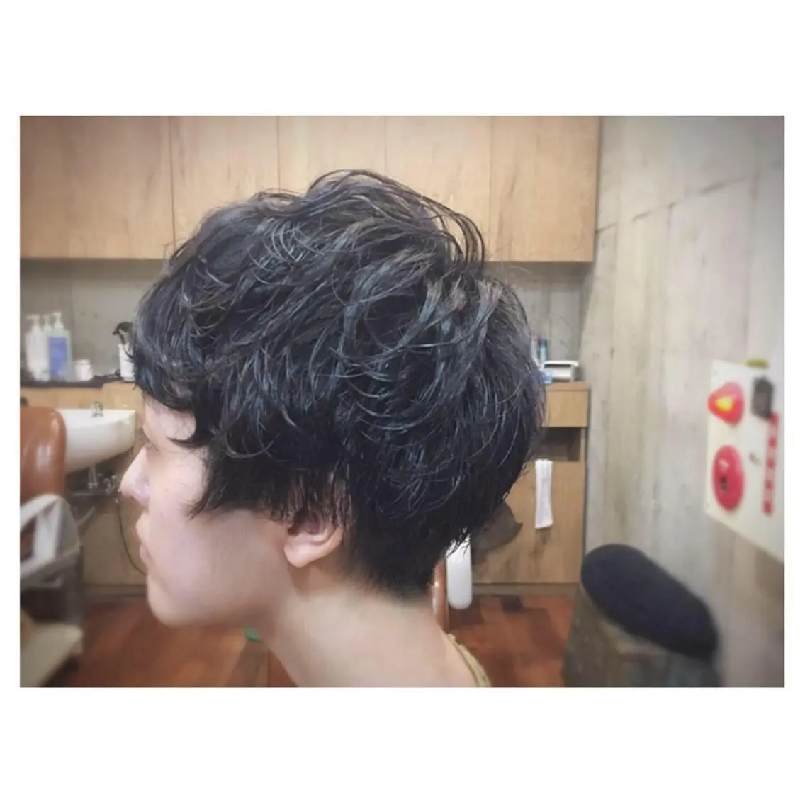 ショート パーマ ベリーショート ショートヘア ツイスパ・波巻き 🩵片平和香奈のヘアスタイル