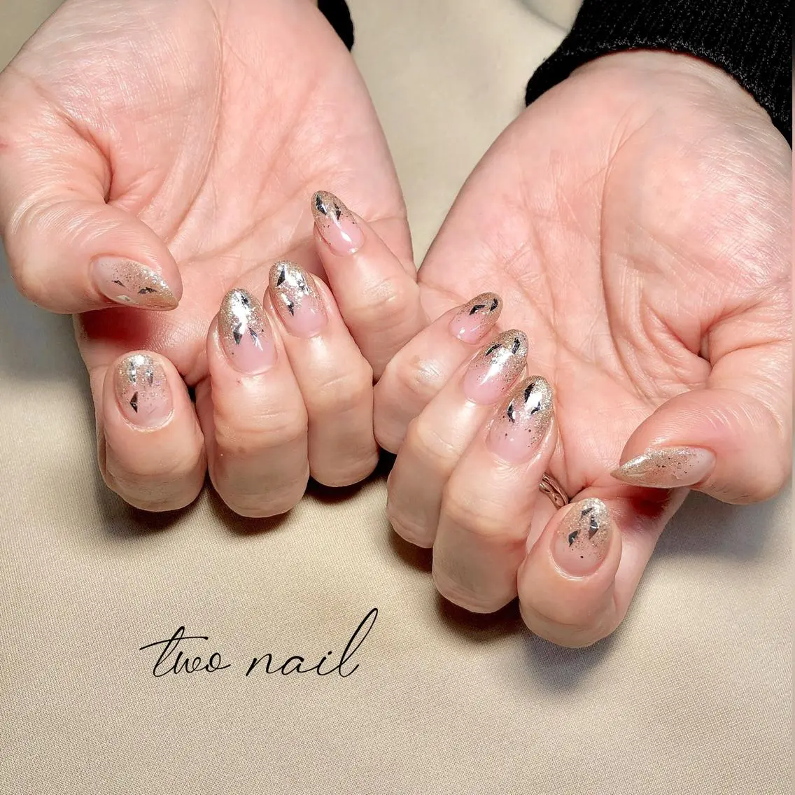 ネイル アートネイル フットネイル ハート ニュアンスネイル ホワイト ハンドネイル two nailのネイルデザイン