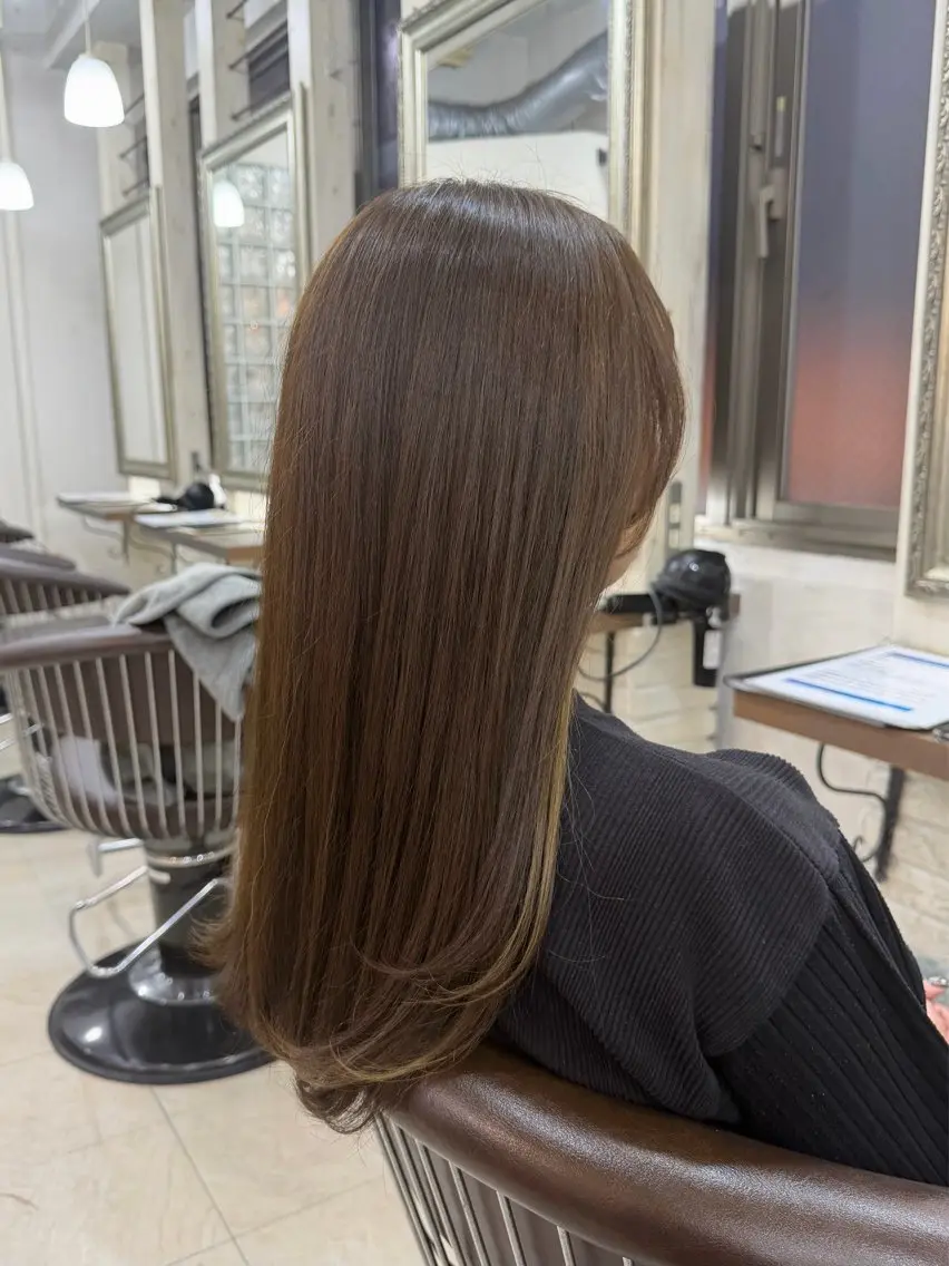 セミロング 柔らか透明感カラー ｜ほんのりレイヤー｜のヘアスタイル