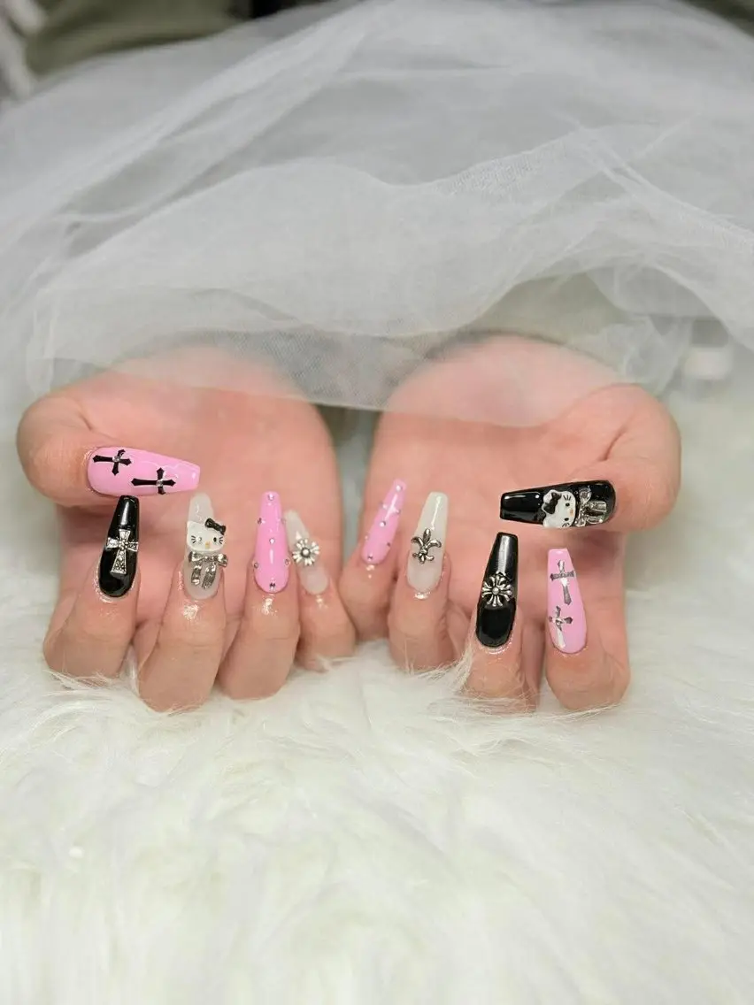 ネイル ハンドネイル AURA NAILのネイルデザイン