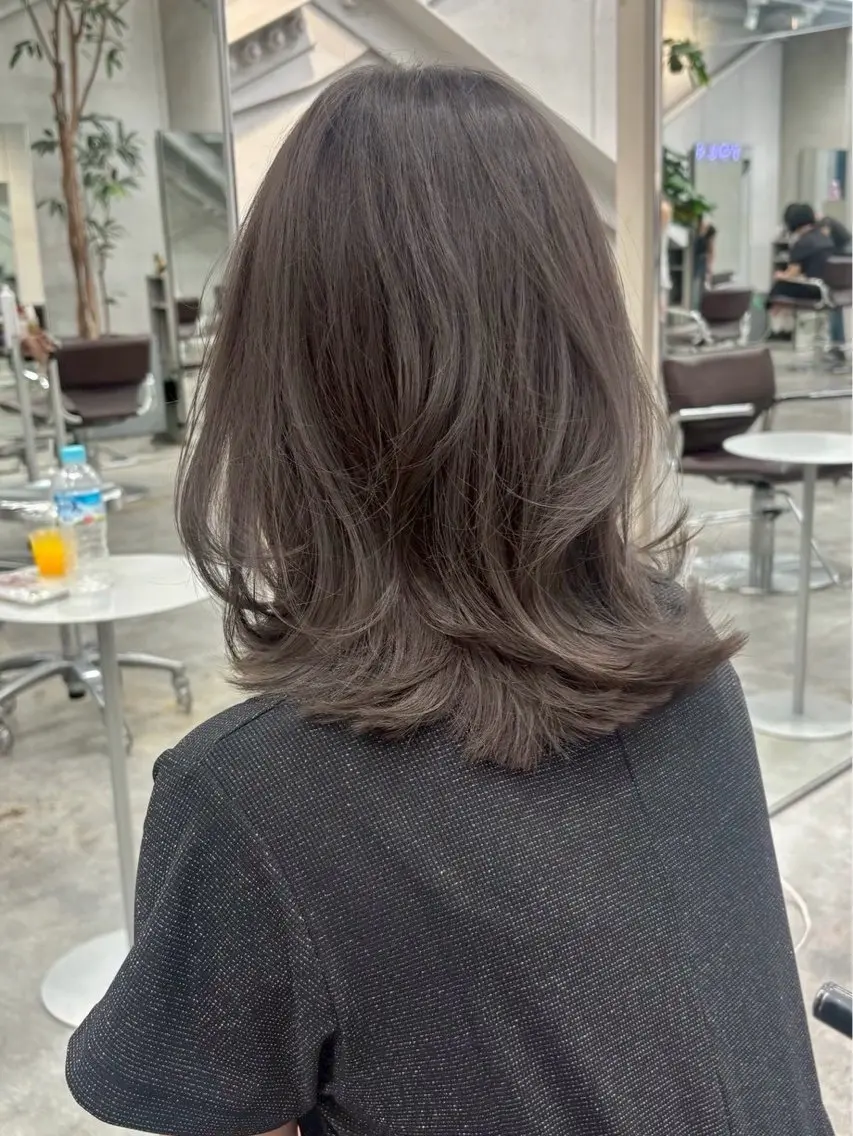 ミディアム カラー 暖色カラー/ベージュ ヘアアレンジ/あやかのヘアスタイル