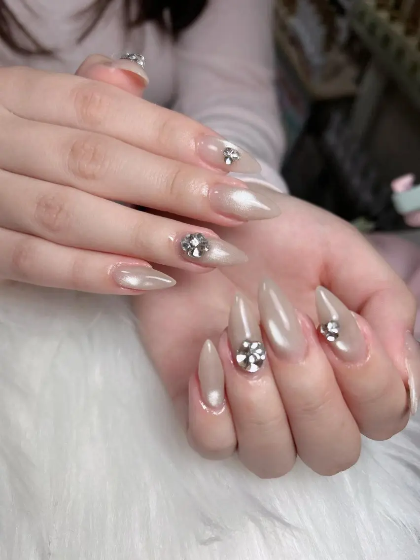 ネイル ハンドネイル Swan Nail Salonのネイルデザイン