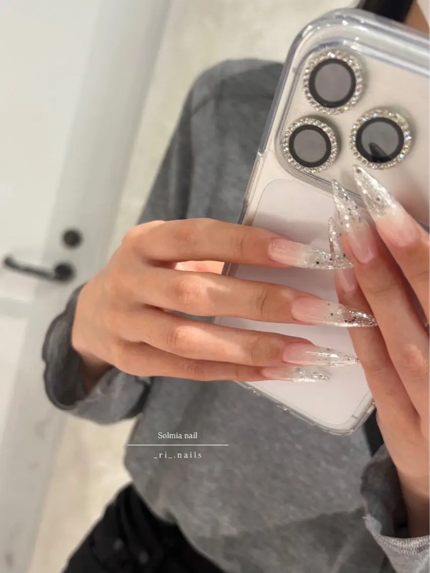 ネイル ハンドネイル . Linaのネイルデザイン
