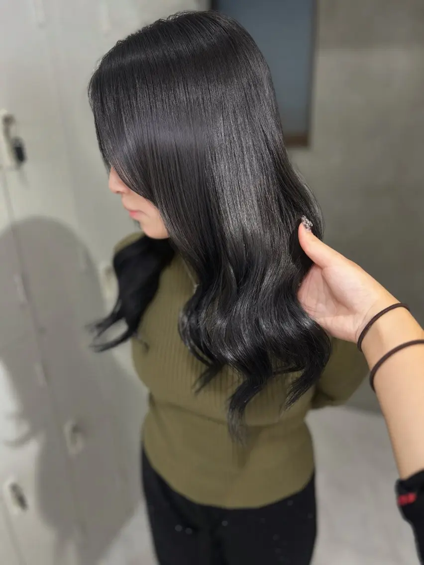 カラー ブリーチ ハイトーンカラー ヘアカラー ️💜akari💜 ハイトーン/レイヤーのヘアスタイル