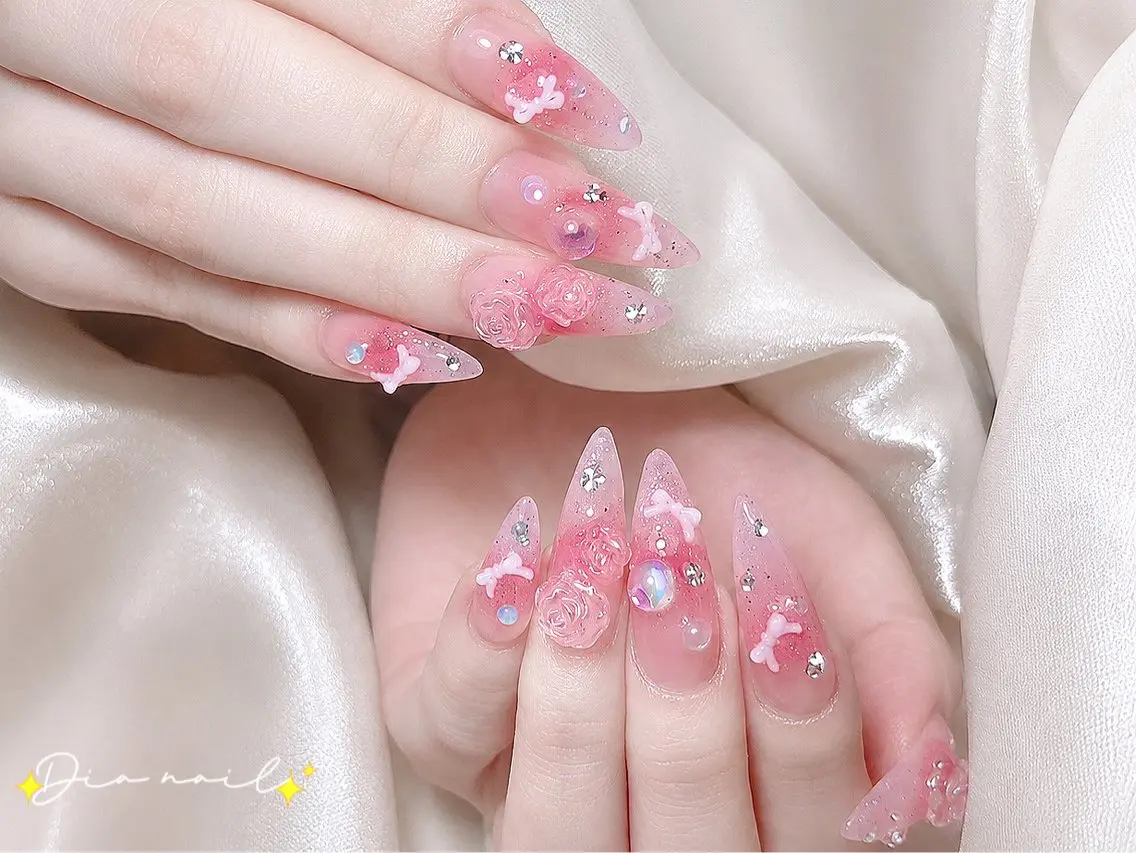 ネイル フットネイル 韓国ネイル レース マグネットネイル ニュアンスネイル ハンドネイル Dia nail サロンのネイルデザイン