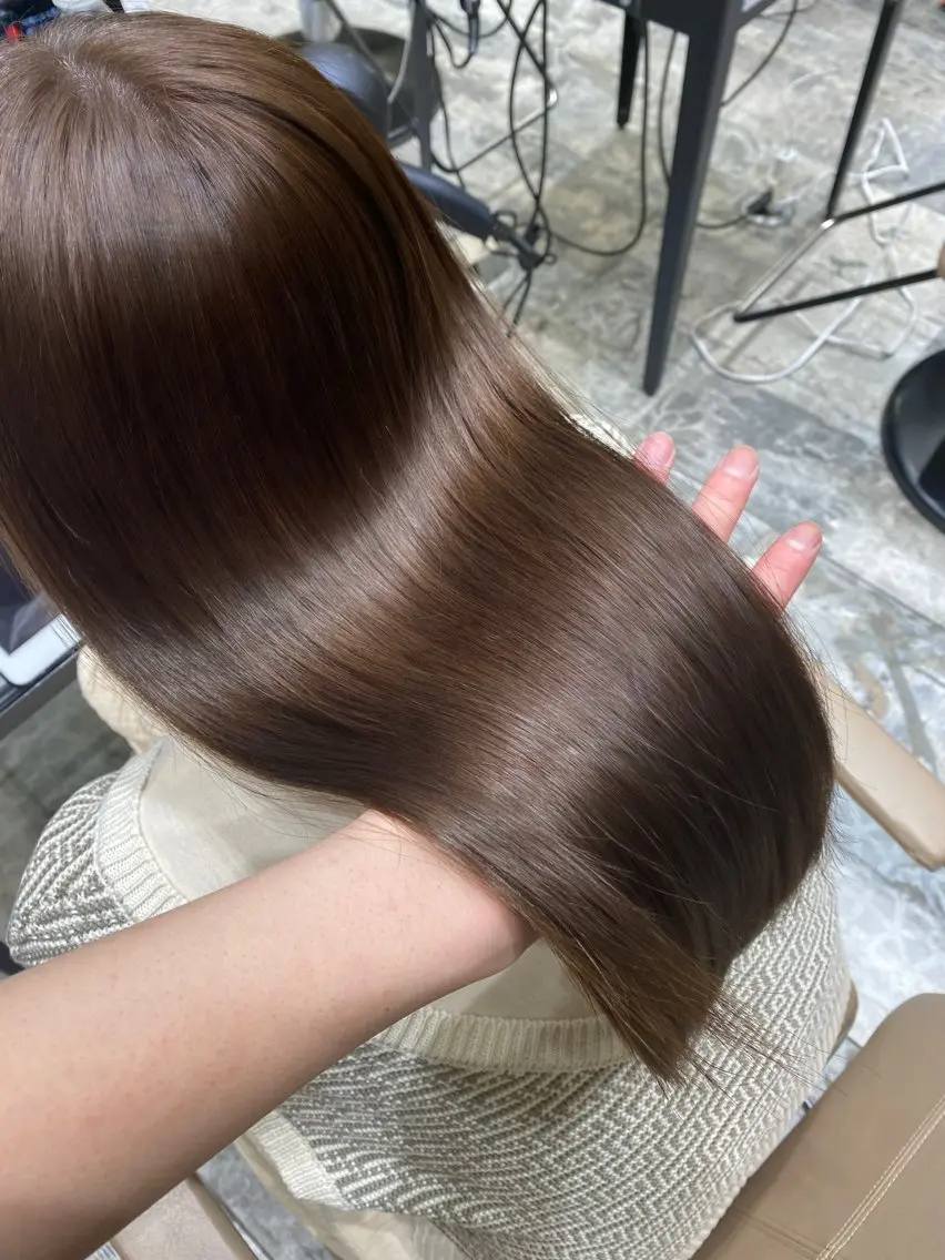 ロング 銀座/レイヤー 顔周りカット溝手優太のヘアスタイル