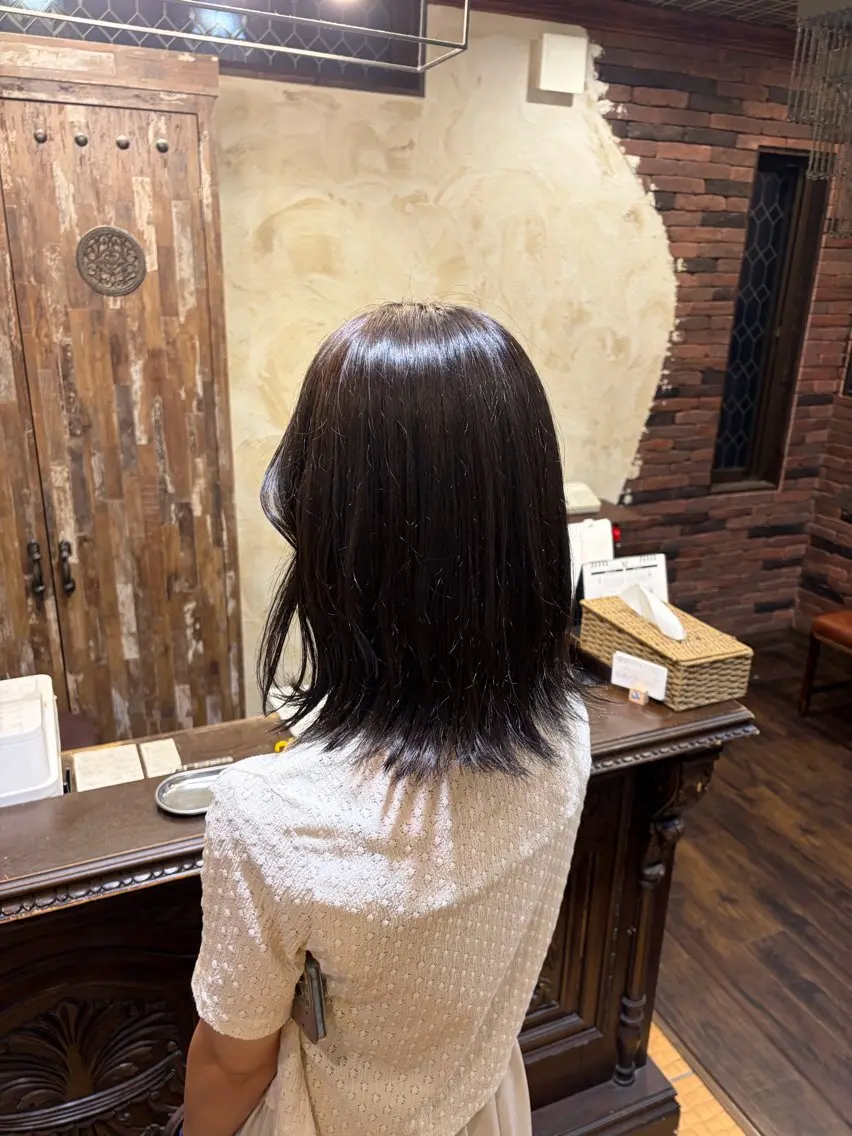 ミディアム カラー ヘアカラー トリートメント Calbari 工藤　美胡のヘアスタイル