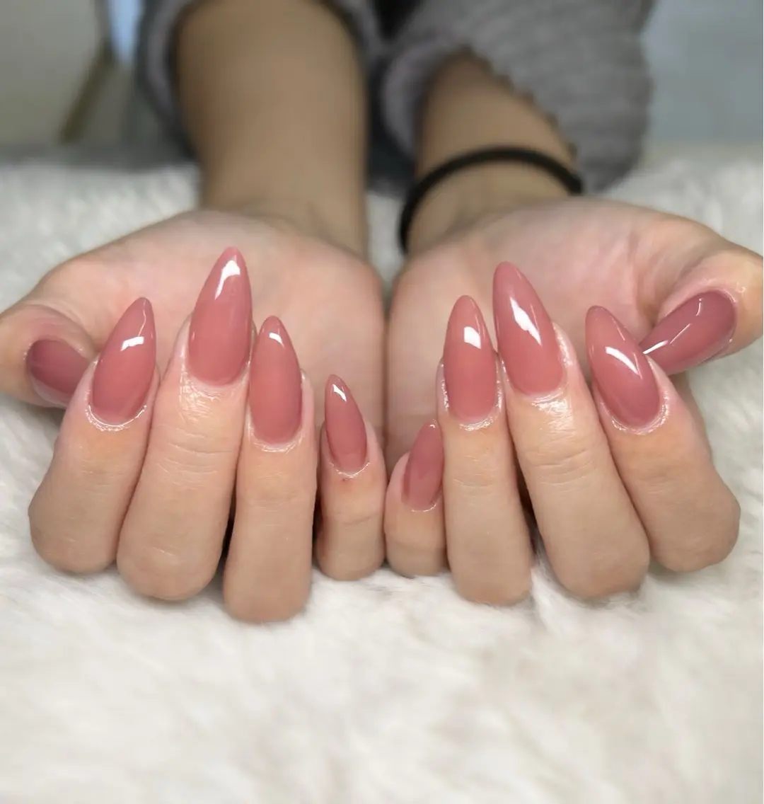 ネイル 氷ネイル・うるうるネイル ワンカラーネイル ピンク yamane de  salonのネイルデザイン