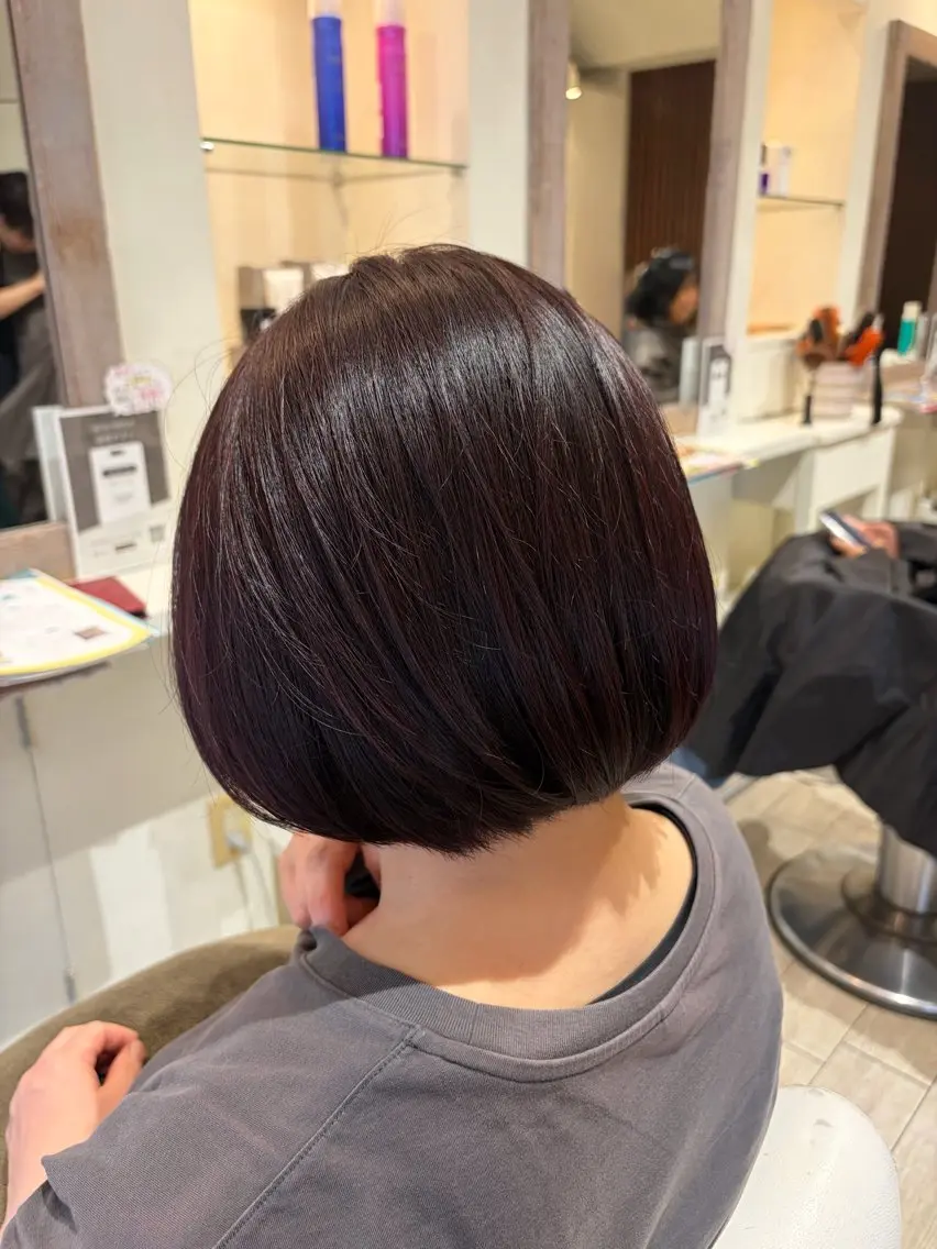 ショート NICCOLO室見 Erinaのヘアスタイル