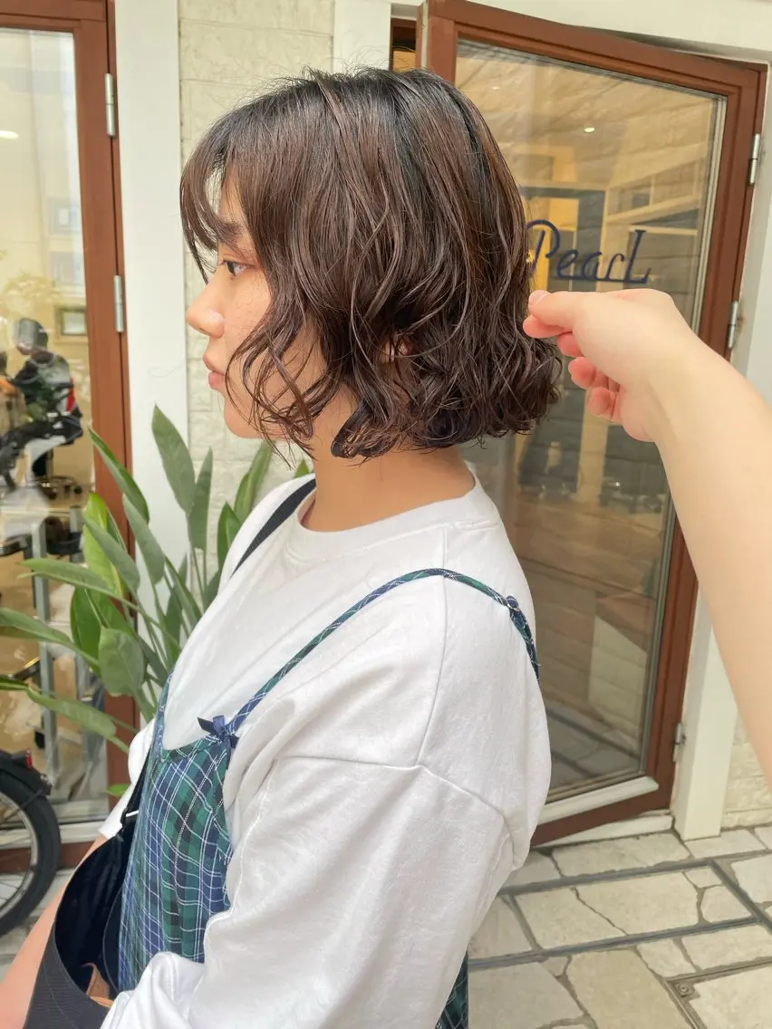 ショート カラー パーマ ヘアアレンジ ボブ カット パーマ トリートメント 髪質改善ストレート✨ パーマヘア✨YUKIのヘアスタイル