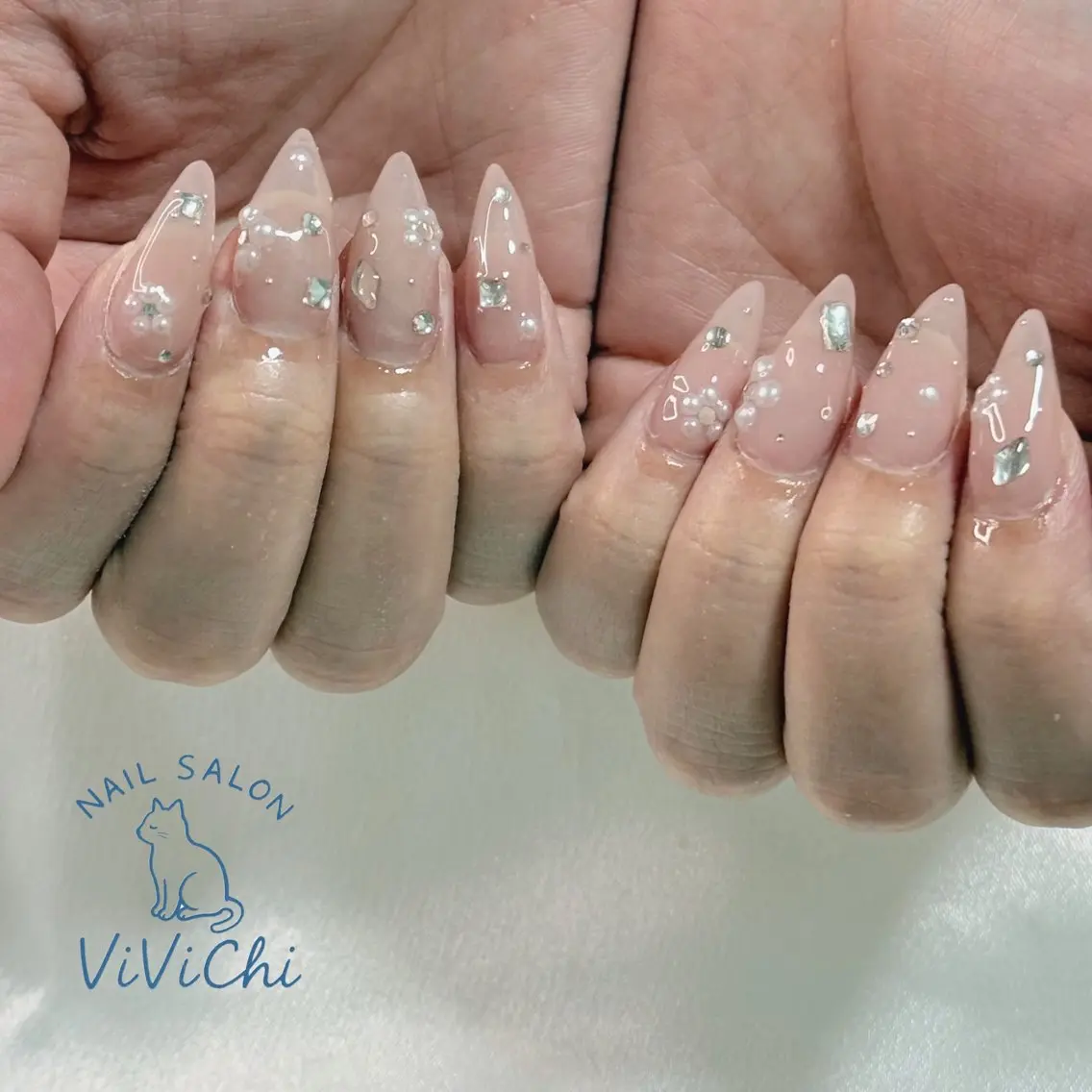 ネイル ハンドネイル ViViChi 梨帆のネイルデザイン
