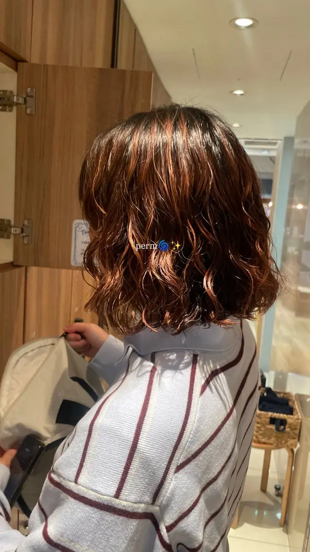 ミディアム パーマ 艶カラー/縮毛矯正 🩰chihiroのヘアスタイル