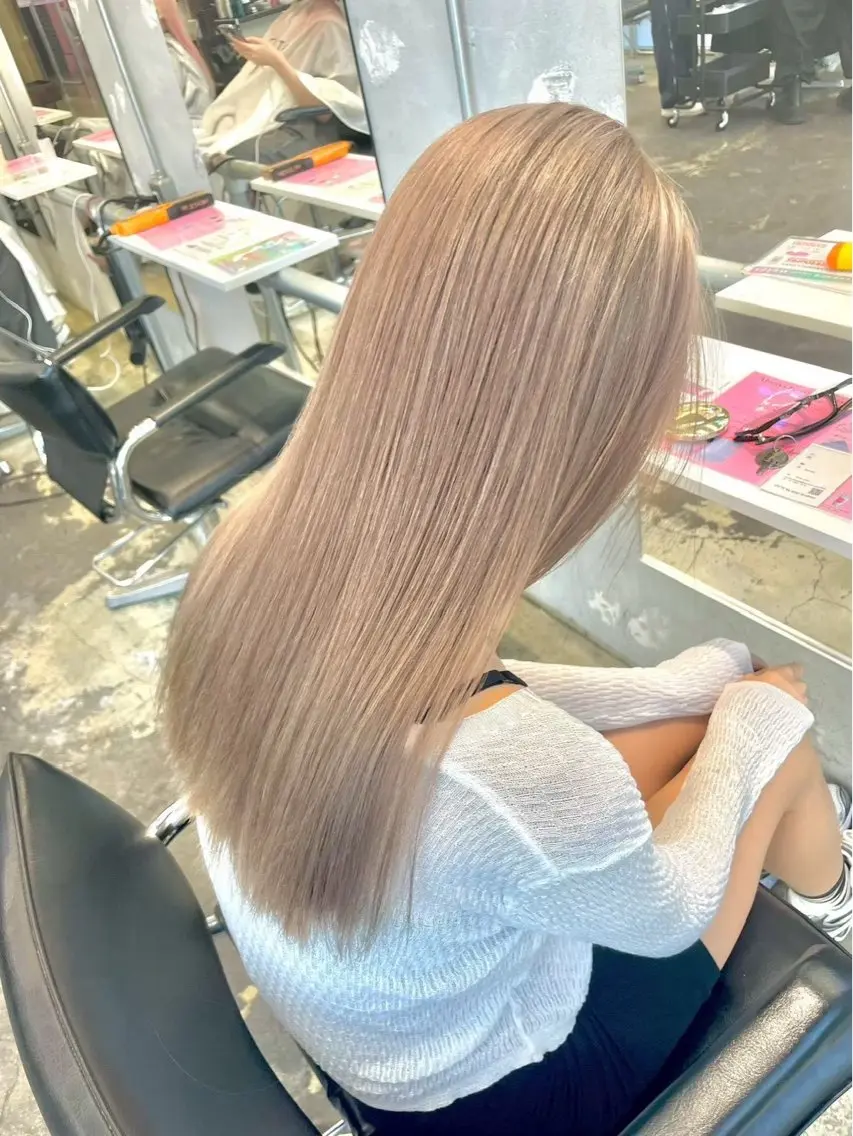 カラー ヘアカラー トリートメント ミルクティー🧸🫧 あやめ🎀のヘアスタイル