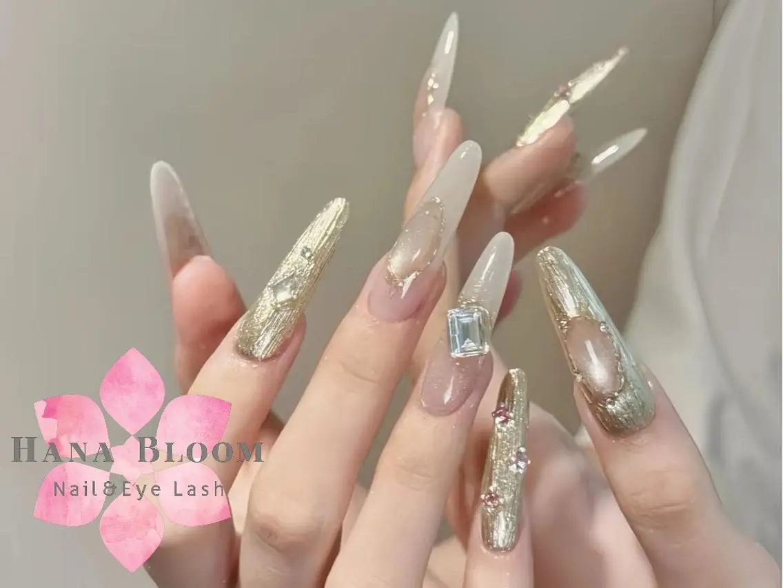 ネイル 長さ出し フレンチネイル ジェルネイル マグネットネイル ミラーネイル ハンドネイル ハンドケア Hana Bloom Nail💗YUIのネイルデザイン