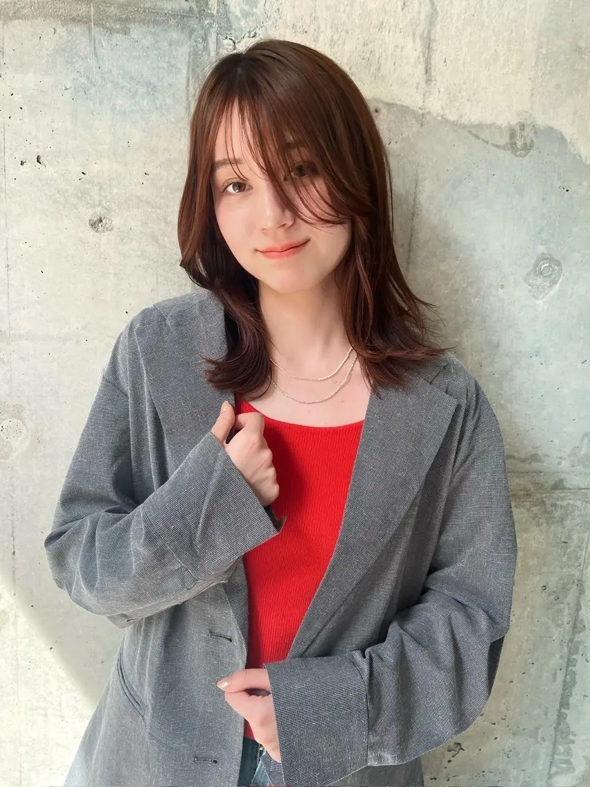 ミディアム 🫧ふじたまゆ🫧 レイヤーカット✂︎のヘアスタイル