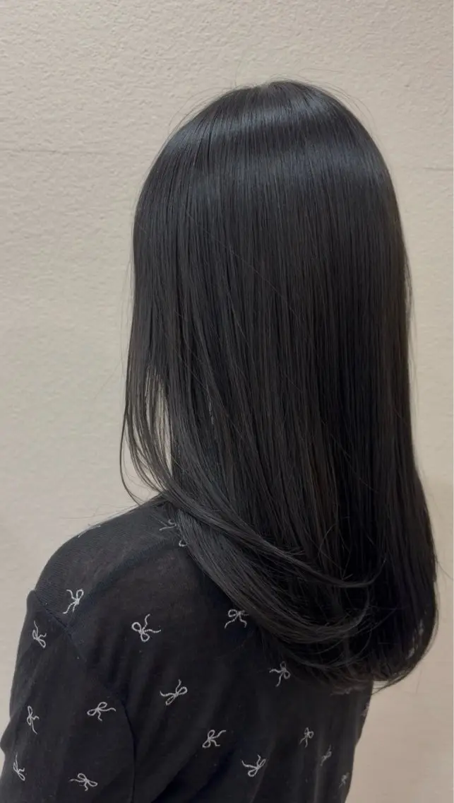 セミロング セミロングパーマ ボブ 顔周りカット ハイライト 髪質改善 ヘアカラー トリートメント 中島 菜々のヘアスタイル