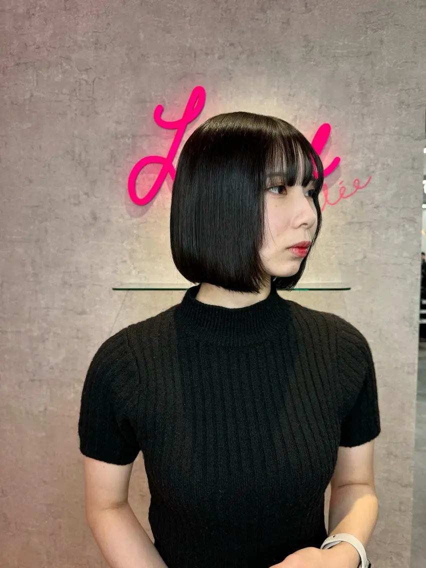 ショート 切りっぱなしボブ ボブ くせ毛 顔周りカット 髪質改善 🌹艶ボブの達人🌹 SYOHEIのヘアスタイル