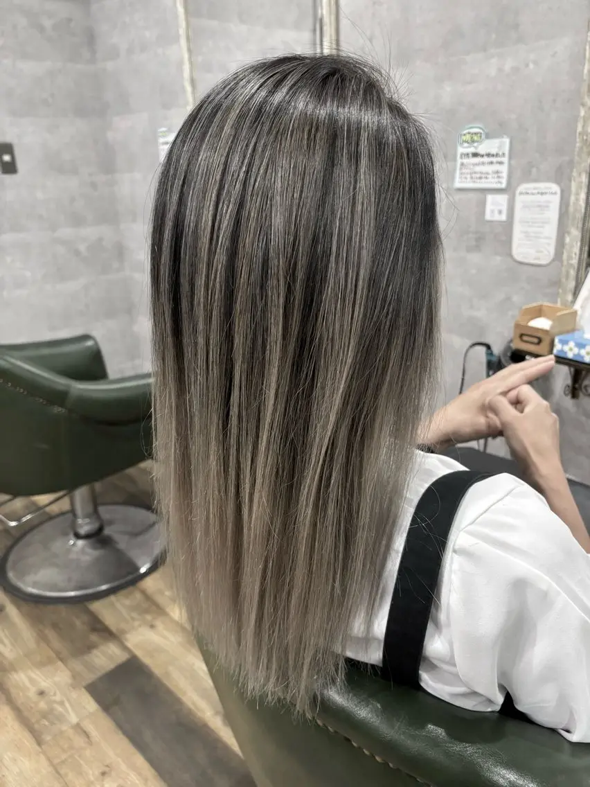 ミディアム 小山 悦宏のヘアスタイル