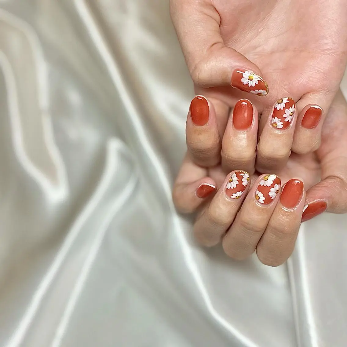ミディアム カラー パーマ ヘアアレンジ メンズ キッズ ネイル マツエク・マツパ オレンジ カラーマツエク オレンジ el. by Aoのネイルデザイン