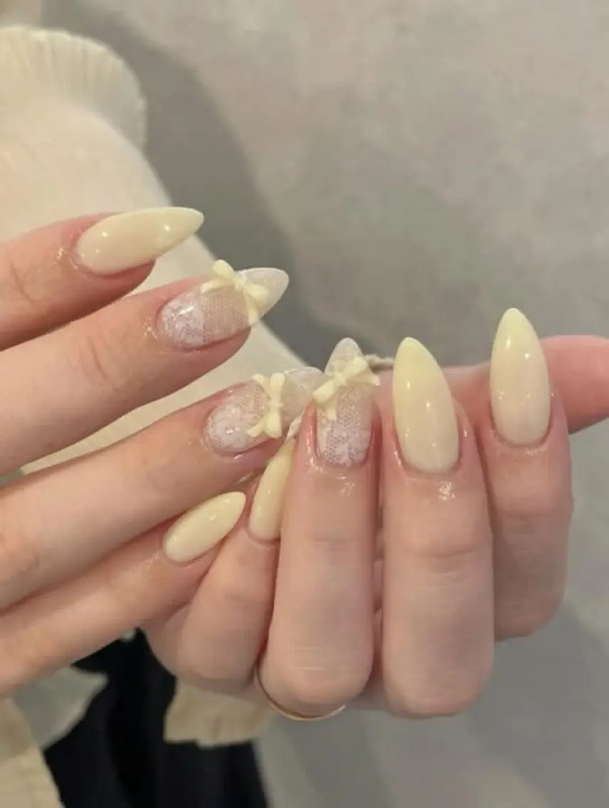 ネイル キラキラネイル 韓国ネイル ロングネイル ワンカラーネイル ワンホンネイル ハンドネイル Rina Nail.Novaのネイルデザイン